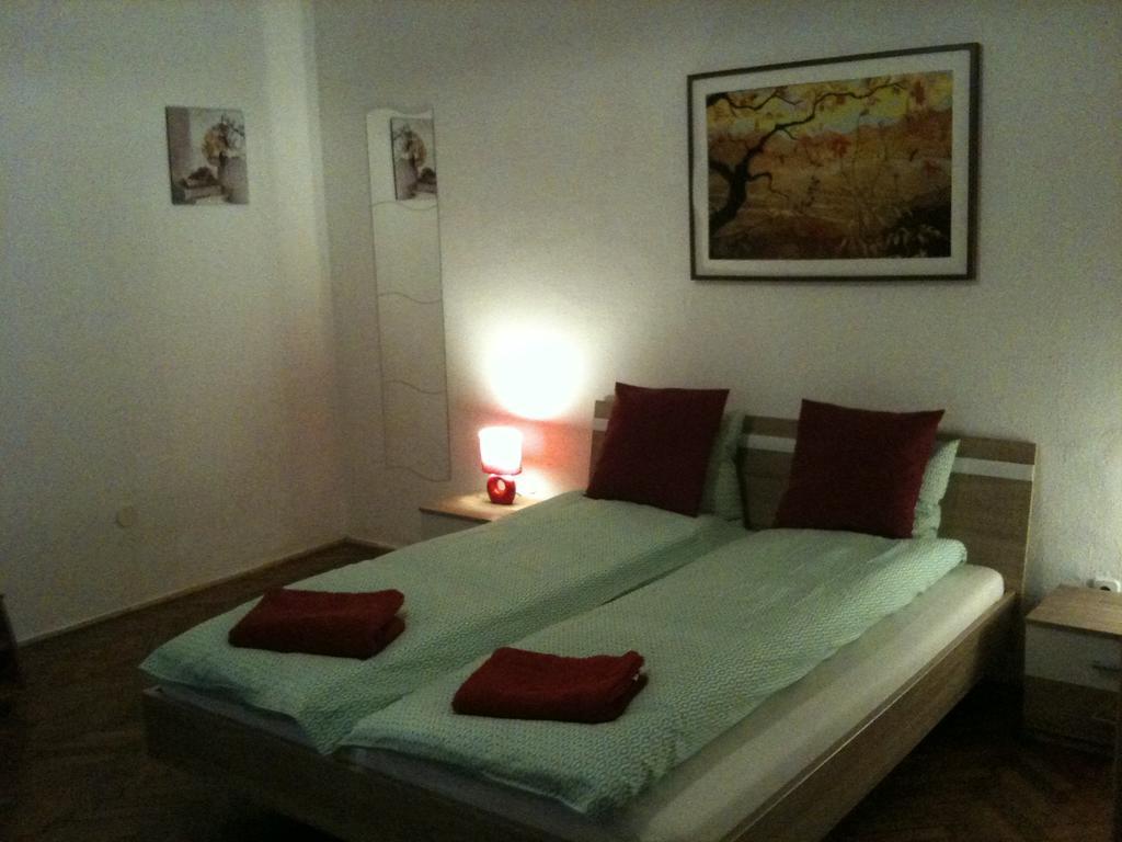 Caterina Private Rooms And Apartments Budapest Exterior foto